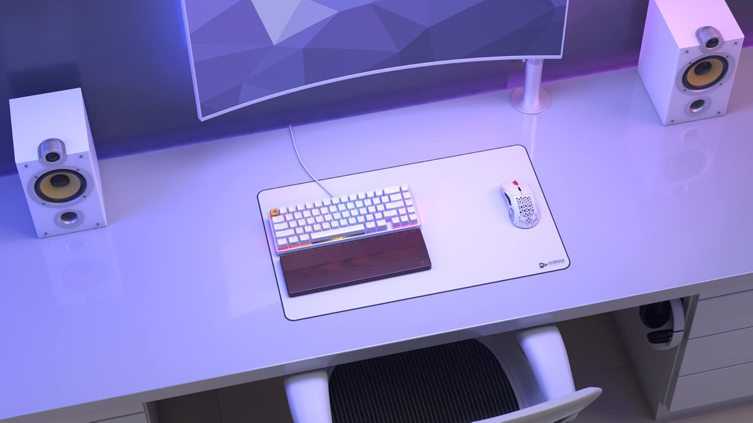 Glorious GW-P XL Extended Pro Gaming Surface - White 609x355x3mm Glorious GW-P XL Extended Pro Gaming Surface - White 609x355x3mm